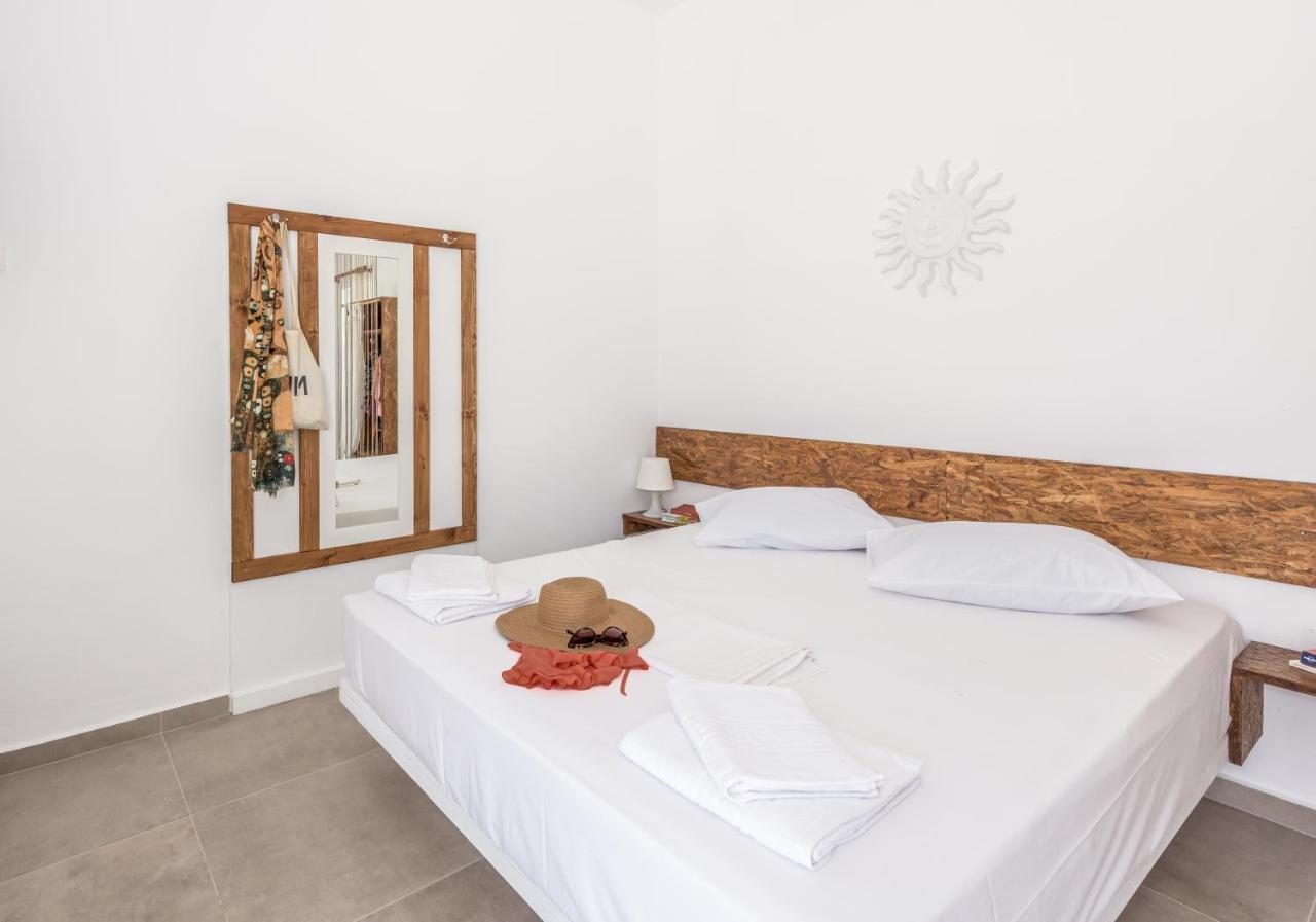 Plakes Sea View Apartment Plaka (Milos) Екстер'єр фото