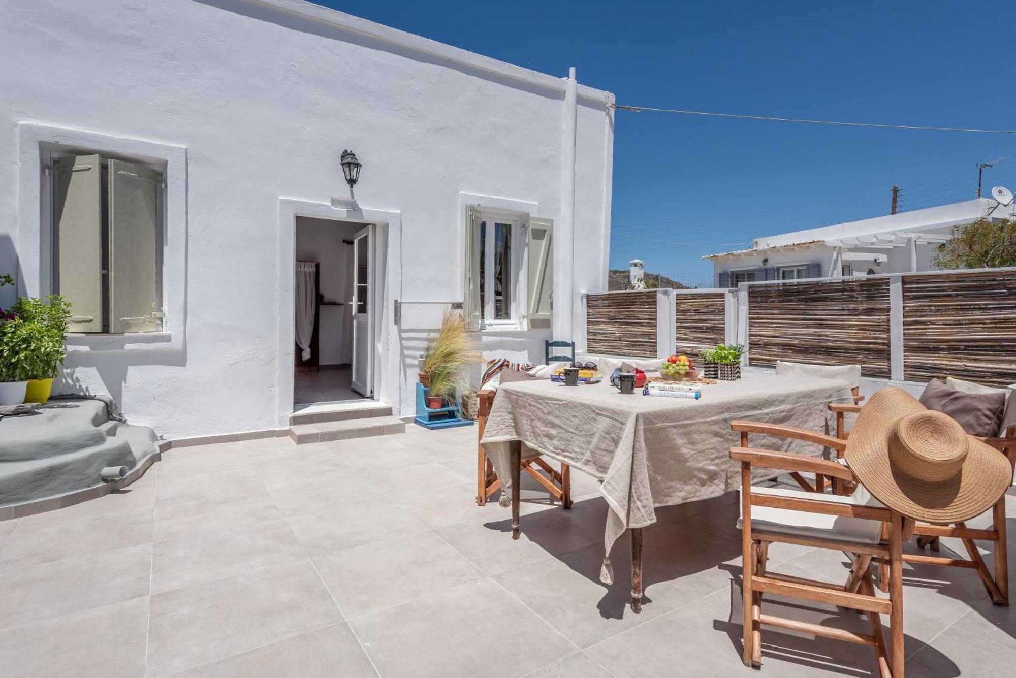 Plakes Sea View Apartment Plaka (Milos) Екстер'єр фото